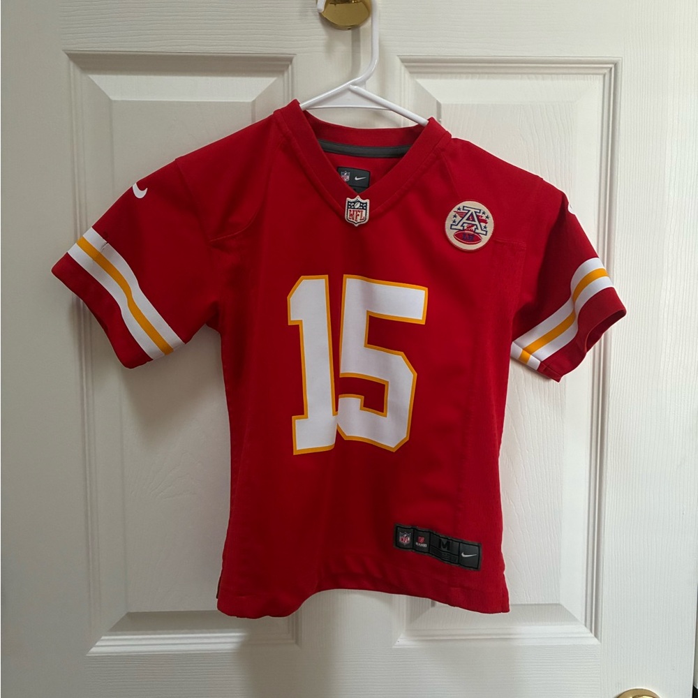 Youth Mahomes Jersey size medium